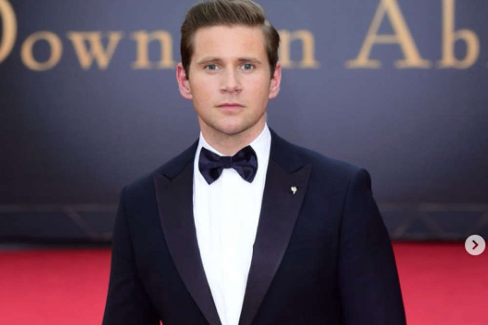 Allen Leech Bio, Age, Career, Net Worth, Height, Education, Girlfriend & More