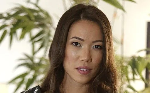 Kalina Ryu Bio, Age, Career, Net Worth, Height, Education, Boyfriend & More